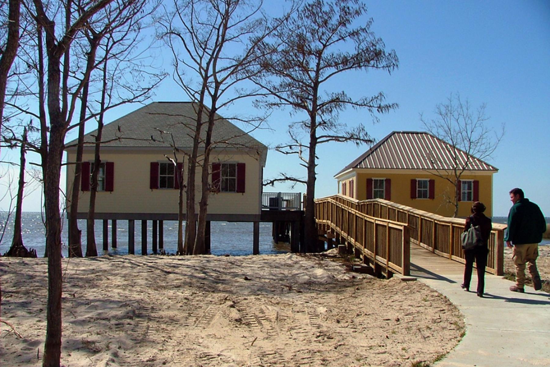 Fontainebleau Cabins